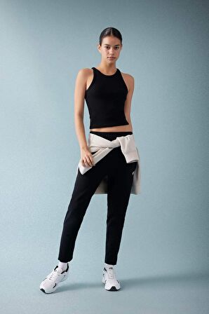DeFactoFit Slim Fit Dar Kesim Bisiklet Yaka Ribana Sporcu Atlet B4663AX24SPBK81