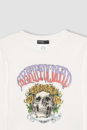 DeFacto Coool Attack on Titan Fitted Bisiklet Yaka Fitilli Kaşkorse Uzun Kollu Tişört B3030AX23AUWT32