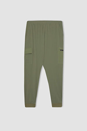 DeFactoFit Sporcu Jogger Eşofman Altı Standart Fit Kargo Cepli Dokuma Beli Paçası Lastikli B2779AX23AUKH109