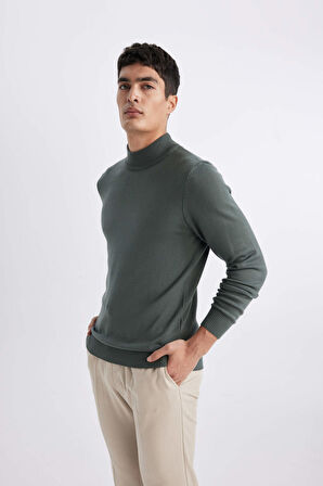 DeFacto Slim Fit Dar Kesim Yarım Balıkçı Yaka Basic Düz Triko Kazak R1127AZ24SPKH412