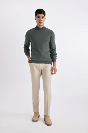 DeFacto Slim Fit Dar Kesim Yarım Balıkçı Yaka Basic Düz Triko Kazak R1127AZ24SPKH412