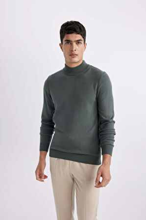 DeFacto Slim Fit Dar Kesim Yarım Balıkçı Yaka Basic Düz Triko Kazak R1127AZ24SPKH412