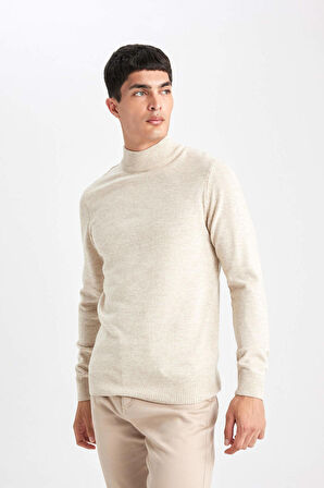 DeFacto Slim Fit Dar Kesim Yarım Balıkçı Yaka Basic Düz Triko Kazak R1127AZ24SPBG300
