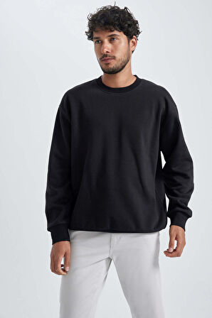 DeFacto Oversize Geniş Kalıp Bisiklet Yaka Kalın Basic Düz Sweatshirt T5139AZ23AUBK81