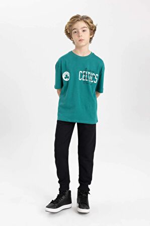 DeFacto Erkek Çocuk NBA Boston Celtics Oversize Geniş Kalıp Bisiklet Yaka Tişört B6819A824SMGN255