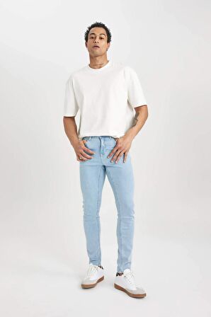 DeFacto Super Skinny Fit En Dar Kalıp Normal Bel Ekstra Dar Paça Jean Pantolon A6942AX24SPNM39