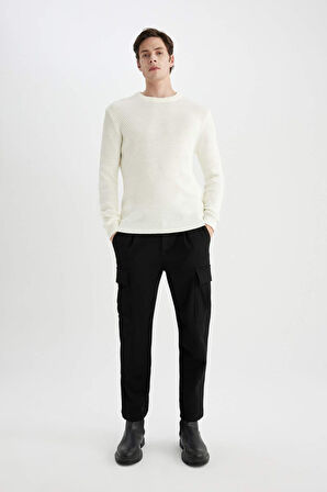 DeFacto Standart Fit Normal Kesim Bisiklet Yaka Triko Kazak C0048AX24AUER100