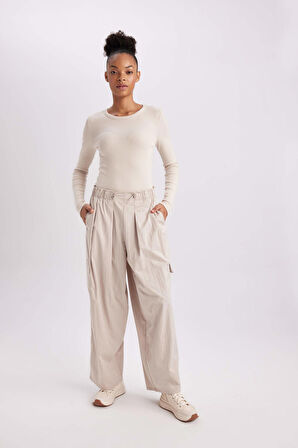 DeFactoFit Oversize Geniş Kalıp Sporcu Paraşüt Pantolon B6368AX23WNBG737