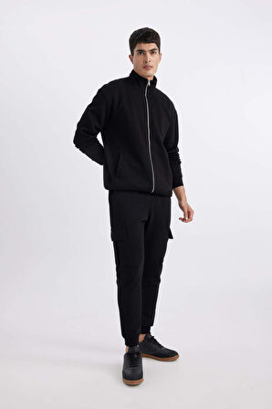 DeFacto Jogger Eşofman Altı Slim Fit Dar Kesim Kargo Cepli Basic Düz Beli Bağcıklı Lastikli Paça B4543AX23WNBK81