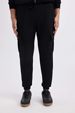 DeFacto Jogger Eşofman Altı Slim Fit Dar Kesim Kargo Cepli Basic Düz Beli Bağcıklı Lastikli Paça B4543AX23WNBK81