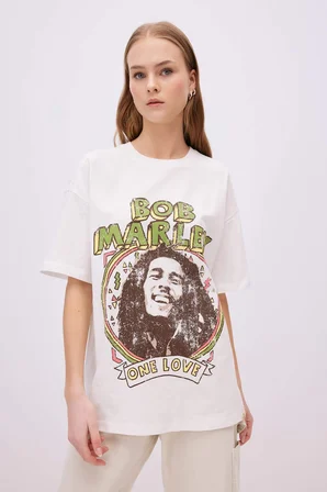DeFacto Unisex Bob Marley One Love Oversize Geniş Kalıp Bisiklet Yaka Kısa Kollu Tişört C5039AX24SMWT32