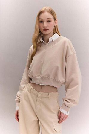DeFacto Coool Crop V Yaka Basic Sweatshirt C4470AX24SPBG702