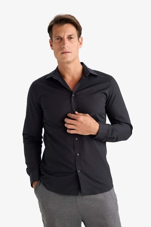 DeFacto %100 Pamuk Slim Fit Dar Kesim İtalyan Yaka Non Iron Ütü Gerektirmeyen Uzun Kollu Beyaz Gömlek A7803AX24SPBK27