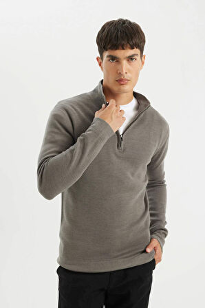 DeFacto Gri Standart Fit Normal Kesim Dik Yaka Fermuarlı Basic Düz Triko Kazak A5184AX24AUGR184