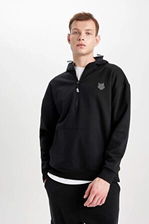 DeFacto Oversize Fit Kapüşonlu Baskılı Sweatshirt B8124AX23CWBK81