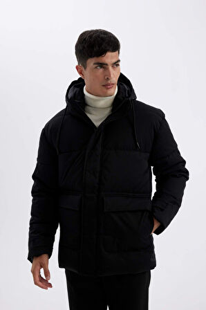 DeFacto 	Slim Fit Dar Kesim Şişme Mont Kapüşonlu Fermuarlı Çift Cepli A3489AX24WNBK27