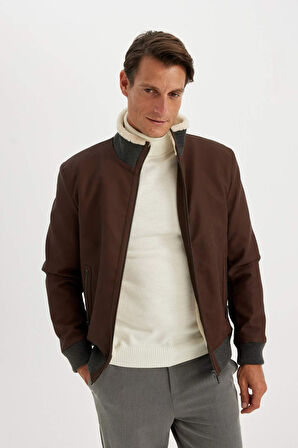 Slim Fit Dik Yaka Astarlı Fermuar Kapamalı Çift Cepli Mevsimlik Suni Deri Mont Ceket