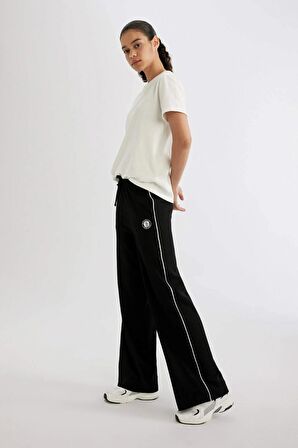 DeFactoFit NBA Brooklyn Nets Wide Leg Çift Cepli Geniş Paça Eşofman Altı B9967AX24SMBK81