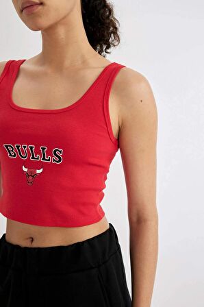 DeFactoFit NBA Chicago Bulls Cropped Fit Bisiklet Yaka Ribana Atlet B9960AX24SMRD303