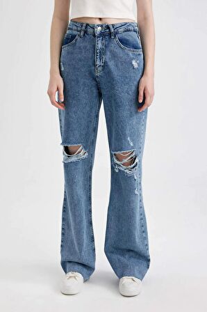 DeFacto 90's Wide Leg Yırtık Detaylı Yüksek Bel Geniş Paça Uzun Jean Pantolon C2385AX24SMNM28