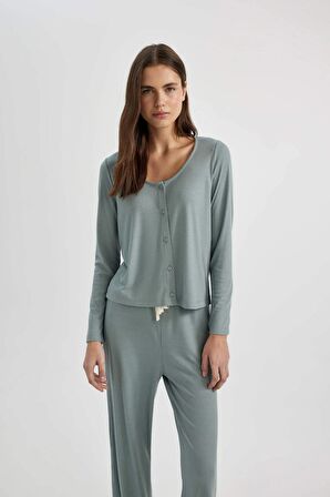 DeFacto Regular Fit V Yaka Casual Uzun Kollu Pijama Üstü-Fall in Love C4483AX24SPBE801