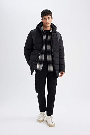 DeFacto Slim Fit Dar Kesim Kapüşonlu Yarım Astar Parka C5712AX24WNBK27