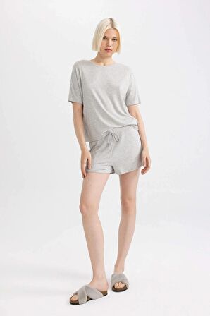 DeFacto Fall in Love Pijama Takımı Ribana Kısa Kollu Üst Beli Lastikli Şort Alt B8732AX24SMGR93