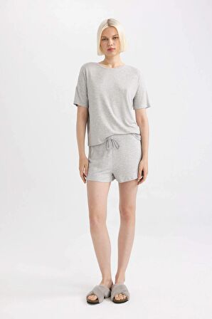 DeFacto Fall in Love Pijama Takımı Ribana Kısa Kollu Üst Beli Lastikli Şort Alt B8732AX24SMGR93
