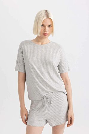 DeFacto Fall in Love Pijama Takımı Ribana Kısa Kollu Üst Beli Lastikli Şort Alt B8732AX24SMGR93