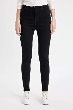 DeFacto Rebeca Skinny Fit Normal Bel Bilek Boy Dar Paça Jean Pantolon C7610AX24AUNM40