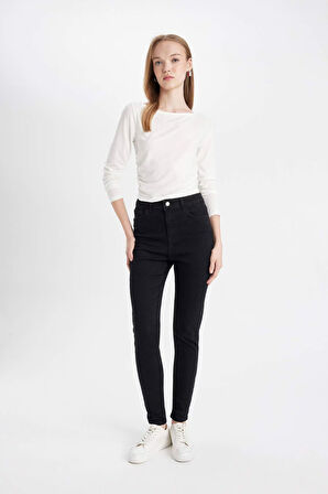 DeFacto Rebeca Skinny Fit Normal Bel Bilek Boy Dar Paça Jean Pantolon C7610AX24AUNM40