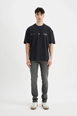 DeFacto Oversize Genilş Kalıp Bisiklet Yaka Sırt Baskılı Kısa Kollu Tişört C7161AX24SMAR138