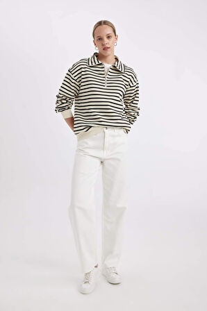 DeFacto Regular Fit Yarım Fermuarlı Kalın Kumaş Sweatshirt A8354AX24WNBG734