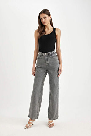 Slim Fit Dar Kesim U Yaka Basic Düz Ribana Atlet