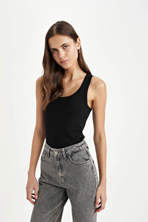 Slim Fit Dar Kesim U Yaka Basic Düz Ribana Atlet