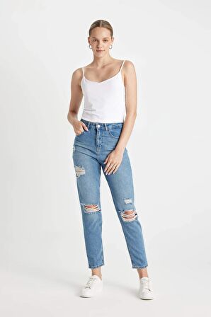DeFacto Lina Lina Mom Fit Yırtık Detaylı Yüksek Bel Bilek Boy Jean Yıkamalı Pantolon C2383AX24HSNM28