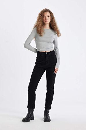 DeFacto Fitted Bisiklet Yaka Basic Uzun Kollu Tişört D0199AX24AUGR254