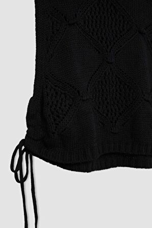 DeFacto Regular Fit Bisiklet Yaka Bağcıklı Triko Siyah Atlet C9016AX24SMBK56