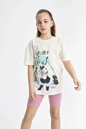 DeFacto Kız Çocuk Hatsune Miku Oversize Geniş Kalıp Bisiklet Yaka Kısa Kollu Tişört C2629A824SMER99