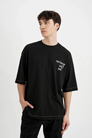 DeFacto Loose Fit Bisiklet Yaka Sırt Baskılı Kısa Kollu Tişört C2244AX24SMBK81