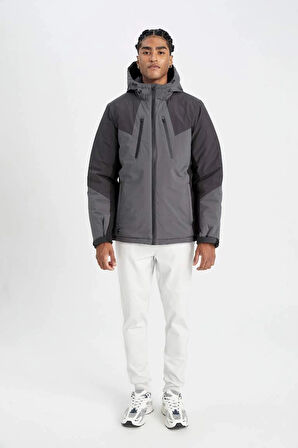 A2756 DeFactoFit Termometreli Outdoor Su İtici Rüzgar ve Su Geçirmez Slim Fit Dar Kesim Kapüşonlu Fermuarlı Mont