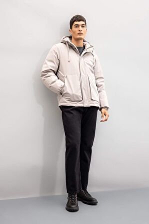 Regular Fit Kapüşonlu Fermuarlı Cepli Mont