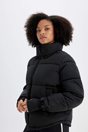 DeFactoFit Su İtici Dik Yaka Fermuarlı Cepli Şişme Mont