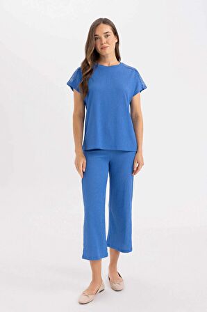 DeFacto Bürümcük Kapri Pantolon Wide Leg Geniş Bol Paça Cepli Düz Basic C8779AX24SPBE439