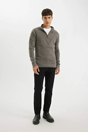 A5184 Standart Fit Normal Kesim Dik Yaka Fermuarlı Basic Düz Triko Kazak