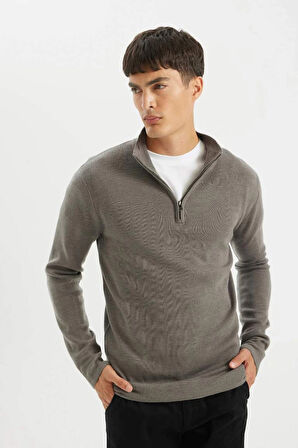 A5184 Standart Fit Normal Kesim Dik Yaka Fermuarlı Basic Düz Triko Kazak