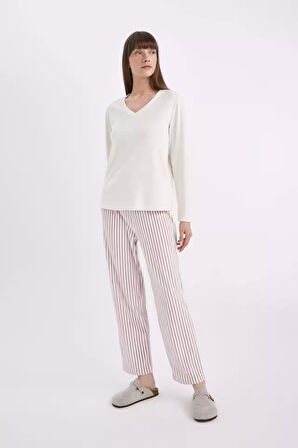 DeFacto Fall in Love Pijama Takım  V Yaka Basic Düz  Uzun Kollu Velur Üst Çizgili Beli Lastikli Alt A6205AX24AUBR277