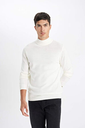 DeFacto Slim Fit Balıkçı Yaka Kazak R1127AZ24WNER100