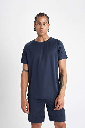 DeFactoFit Slim Fit Dar Kesim Bisiklet Yaka Baskılı Sporcu Kısa Kollu Tişört V2887AZ24AUNV146