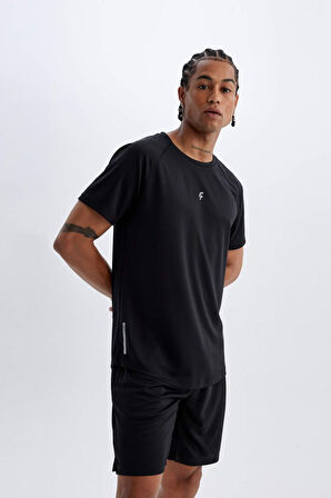 DeFactoFit Slim Fit Dar Kesim Bisiklet Yaka Baskılı Sporcu Kısa Kollu Tişört V2887AZ24AUBK81